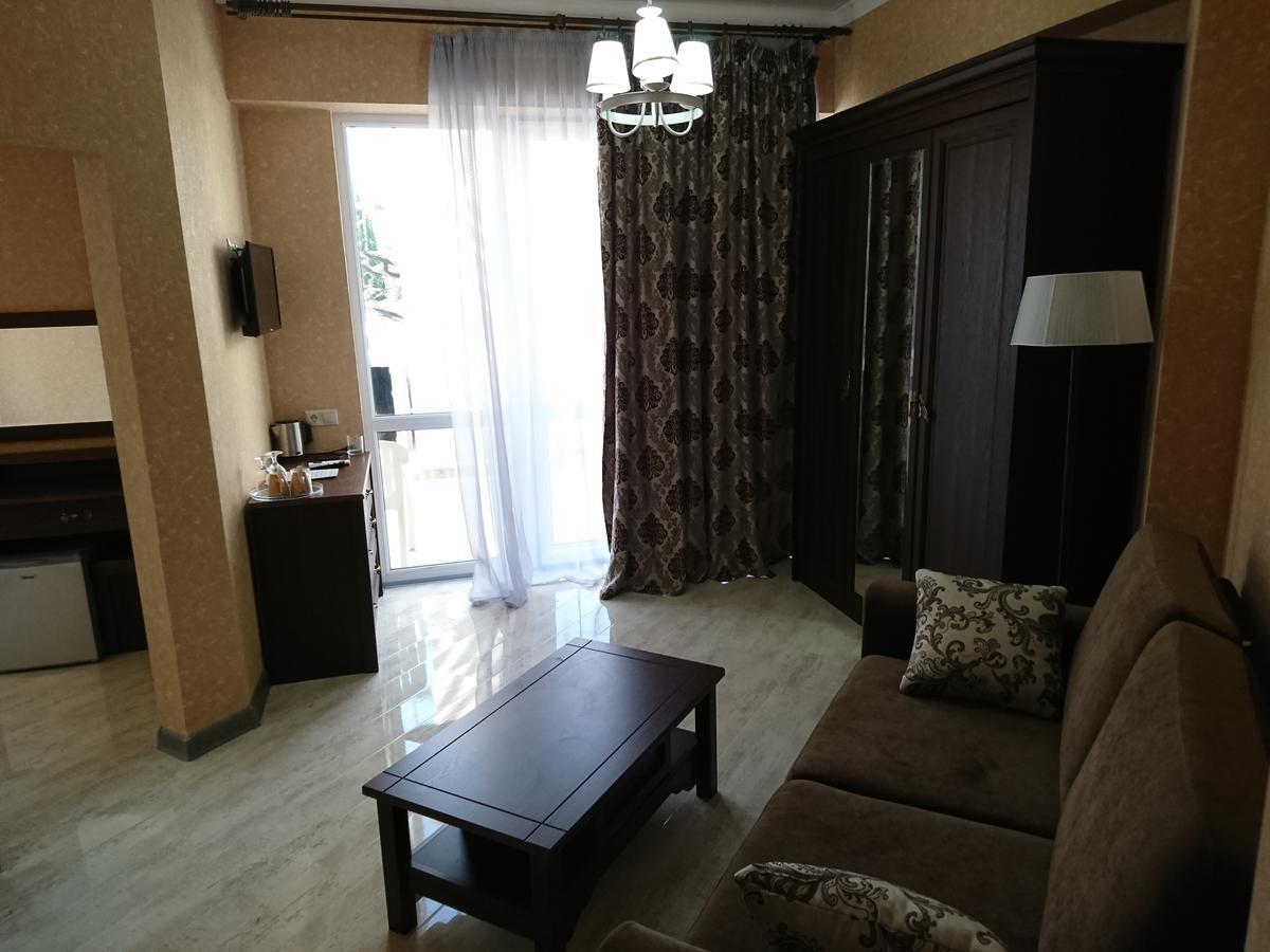Gega Hotel Gagra Eksteriør billede